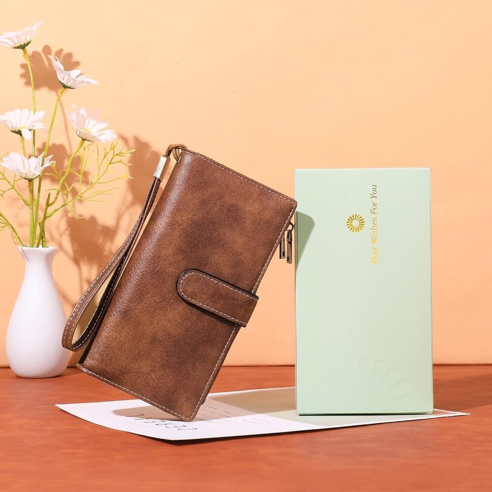 Women Double Zipper Pocket Leather Bifold Ladies Wristlet Clutch Wallet Brown
